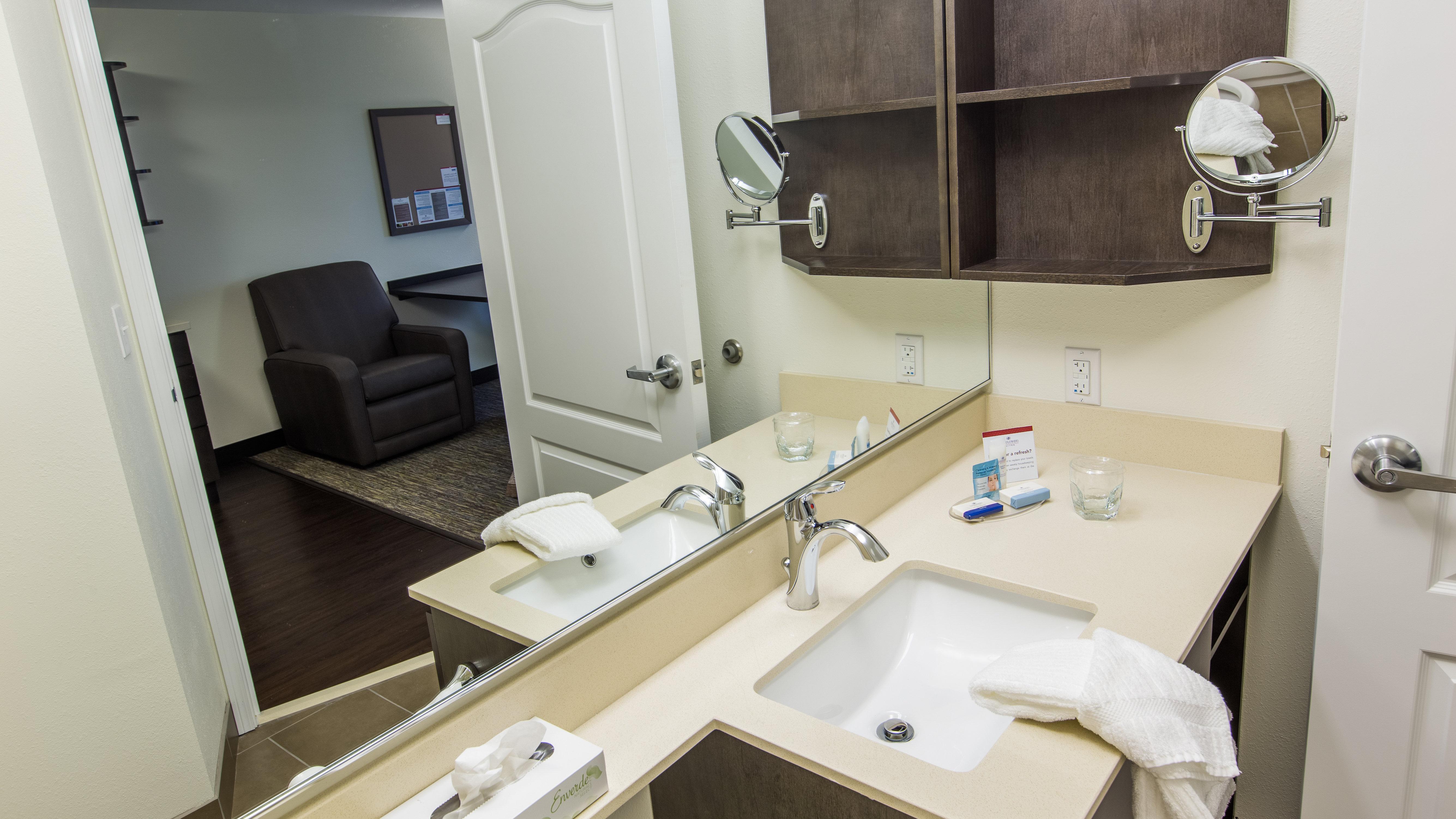 Candlewood Suites Overland Park W 135Th St By Ihg Exterior photo